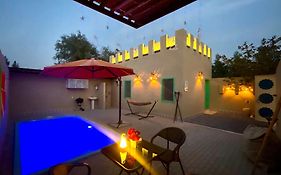 Al Bait Resort With Private Swimming Pools -Hrs Stables